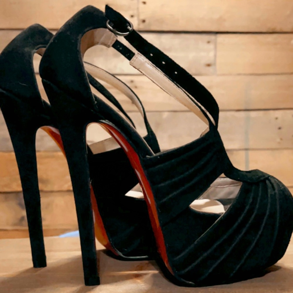 Never worn Christian Louboutin Suede Platform Heels
